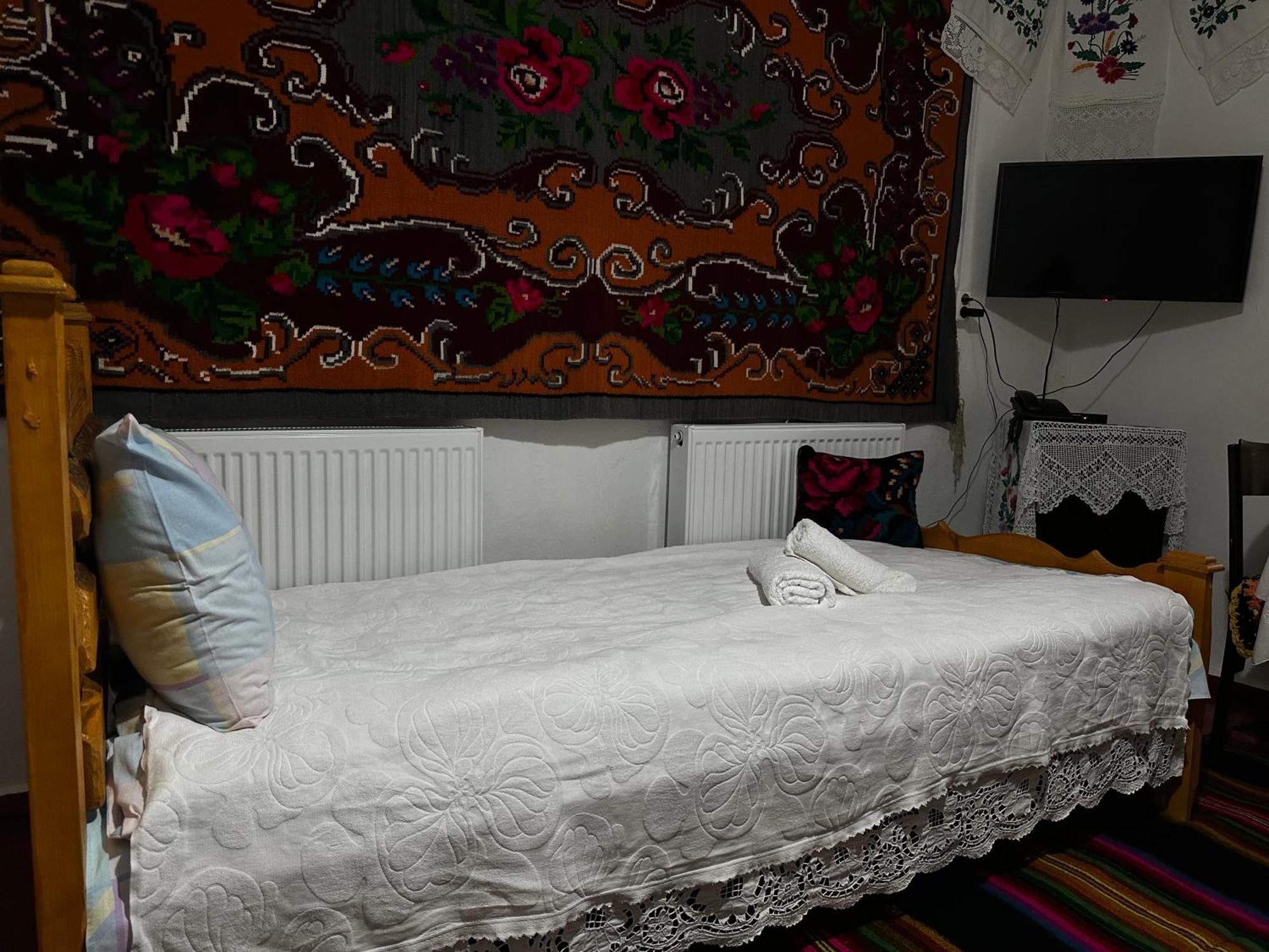 La Madalina Bed and Breakfast Selemet Exteriör bild