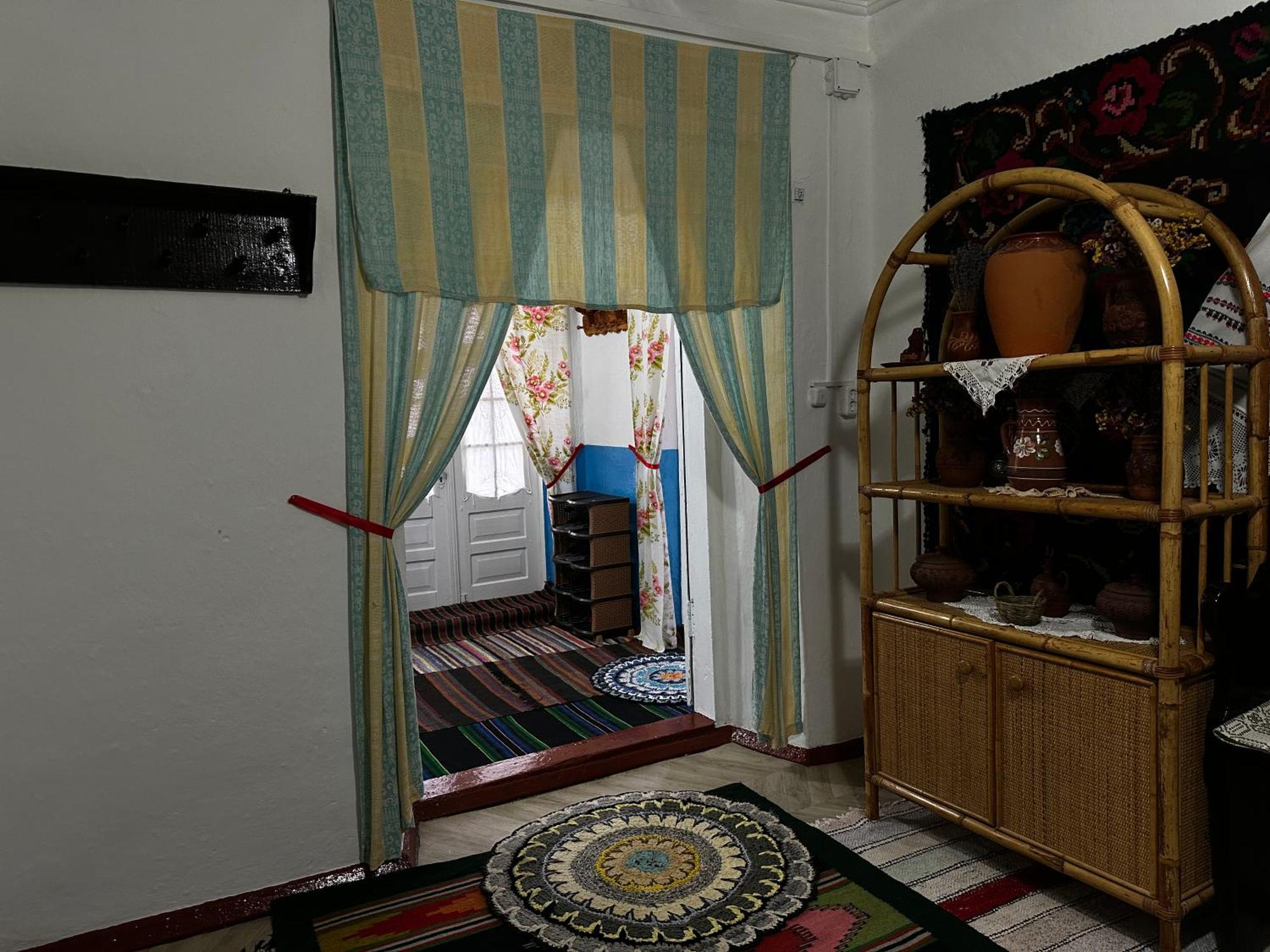 La Madalina Bed and Breakfast Selemet Exteriör bild