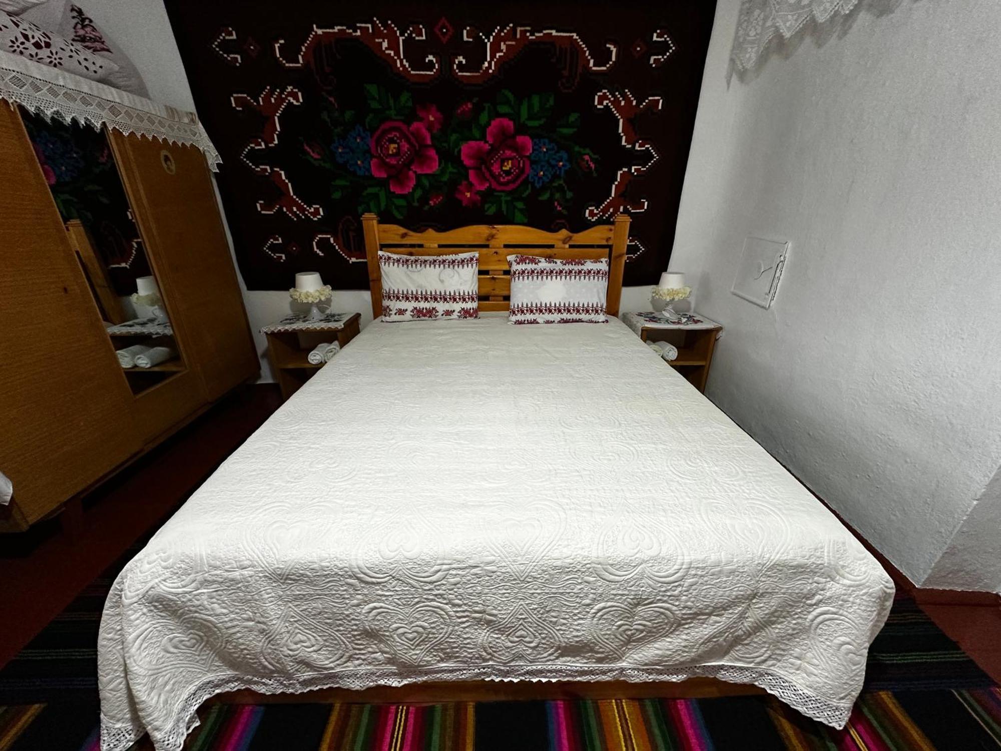 La Madalina Bed and Breakfast Selemet Exteriör bild